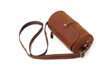 Retro Crazy Horse Leather Round Barrel Genuine Leather Shoulder Men's Messenger Bag (Color: Brown)